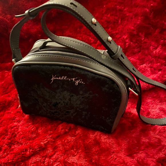 Bag - Picture 3 of 5